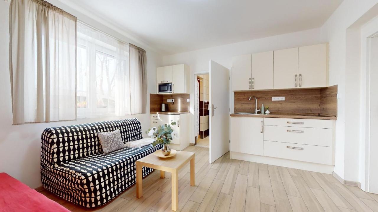 Apartmán Esser Milovice  Exterior foto