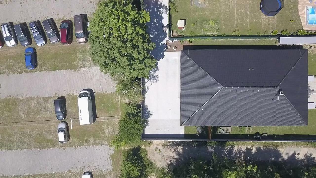 Apartmán Esser Milovice  Exterior foto